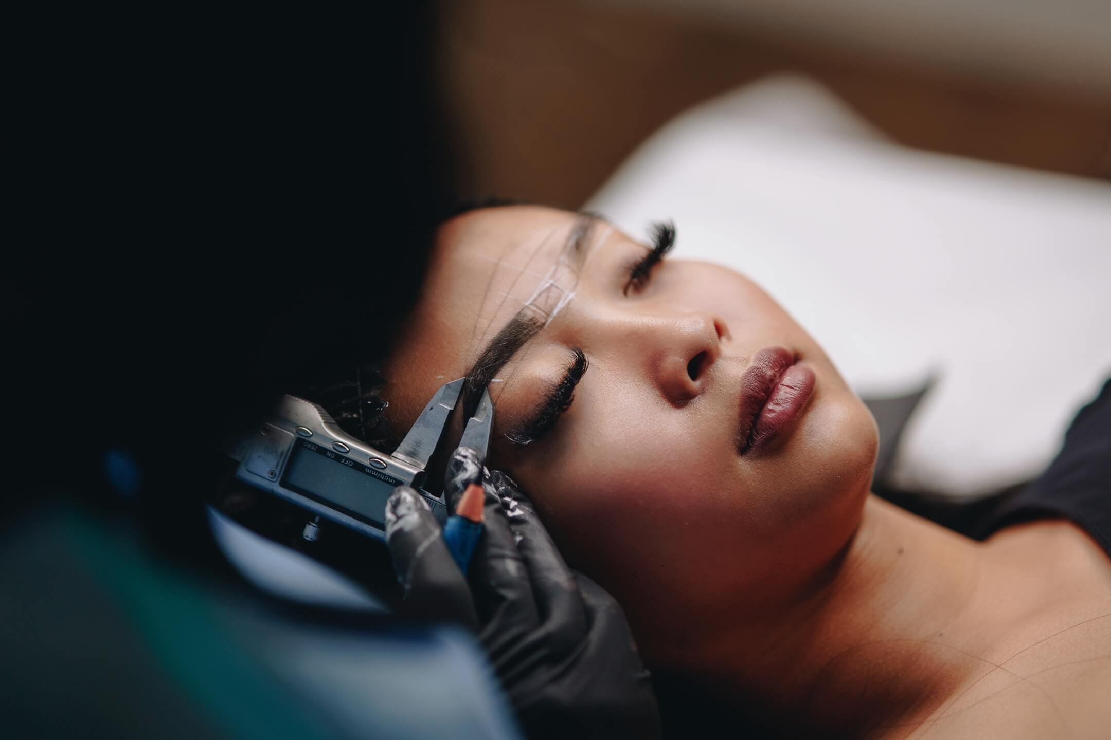 COSMETICS TATTOO